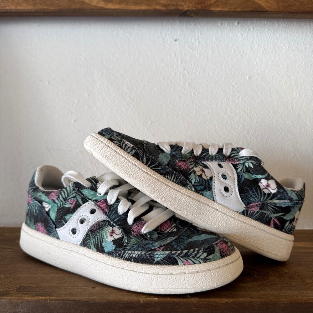 Saucony Jazz Court Sneakers Womens Size 5 Floral Tropical Print Canvas